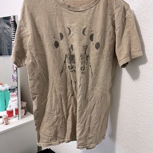 brown oversized tee with